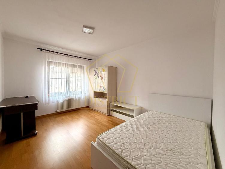 Duplex cu 4 camere cu Canalizare în Giroc