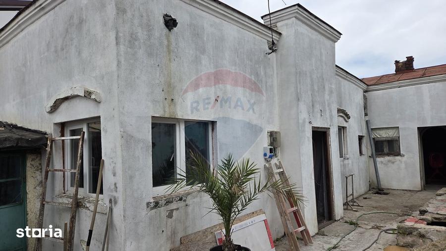 Casă cu 4 camere cu Teren 153 Mp în Grivița