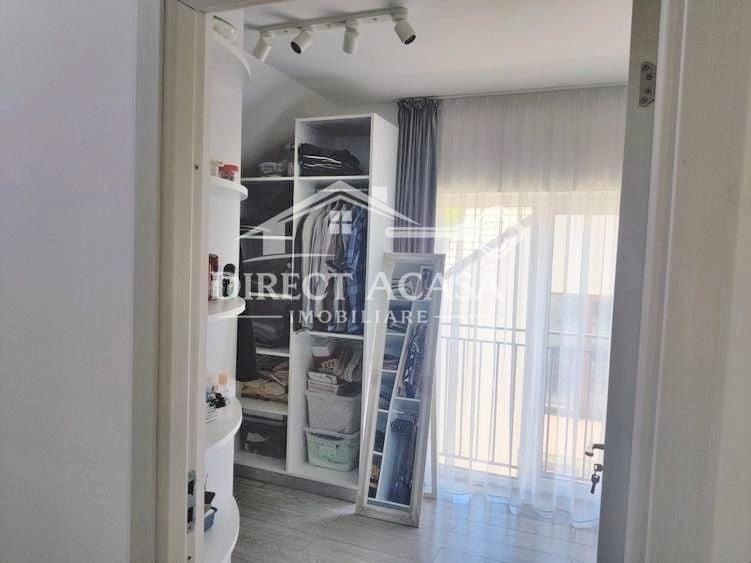Duplex cu 3 camere cu Canalizare în Budiu Mic