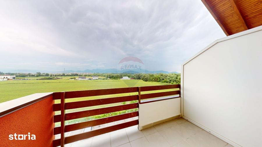 Apartament cu 4 camere, mobilat în Sânpetru