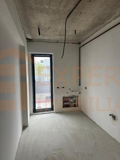 Apartament cu 2 camere semidecomandat în Eforie Nord
