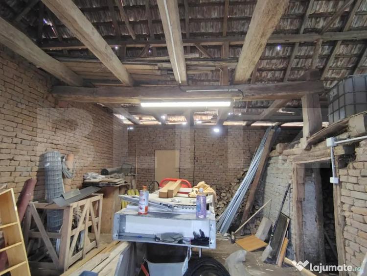 Casă cu 4 camere cu Teren 1360 Mp în Iris