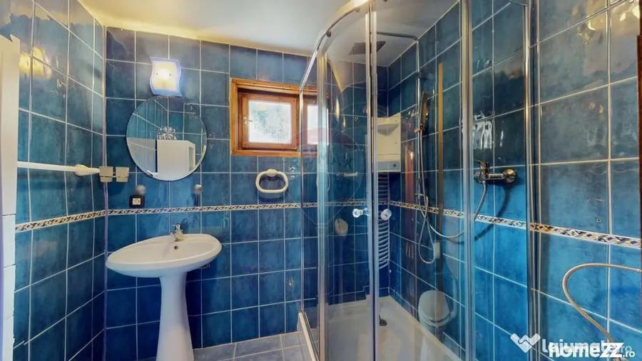 Casă cu 7 camere cu Teren 286 Mp în Platoul Izvor