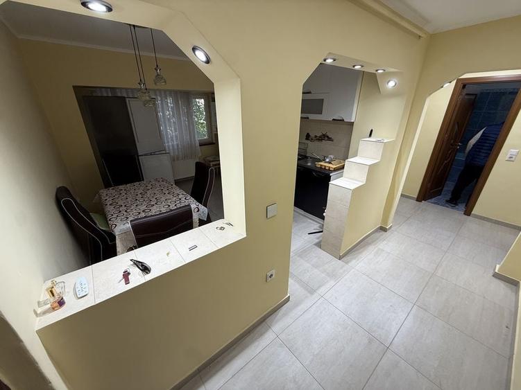 Ofer spre inchiriere Apartament 2 camere in Micro 17 - 12