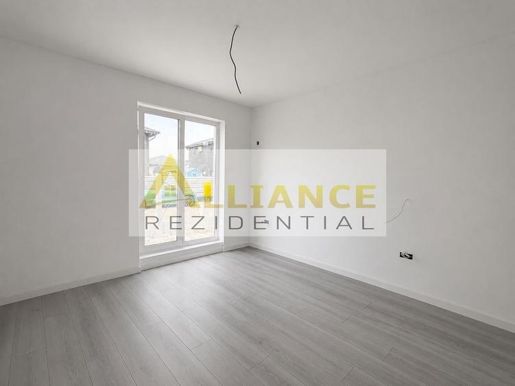 Casă individuală cu 4 camere cu Canalizare în Berceni