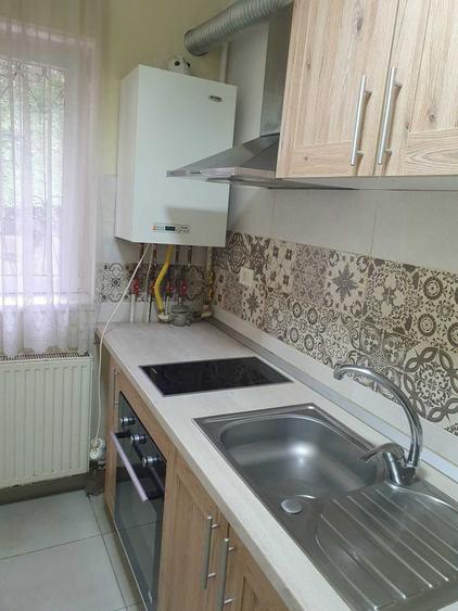 Proprietar inchiriez garsoniera Centrul Civic Brasov - 5