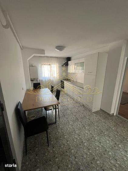 Apartament cu 3 camere în Micro 1