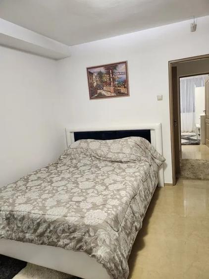 Apartament cu 3 camere semidecomandat, mobilat în Unirii — fotografia 3