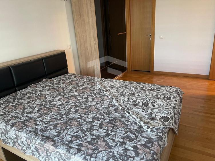 Apartament cu 3 camere decomandat, mobilat în Mihai Bravu