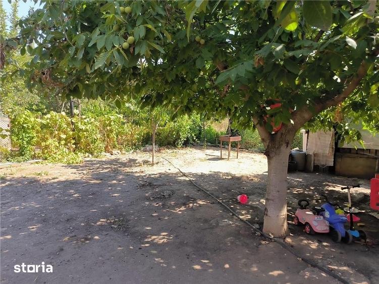 Casă cu 3 camere cu Teren 865 Mp în Central
