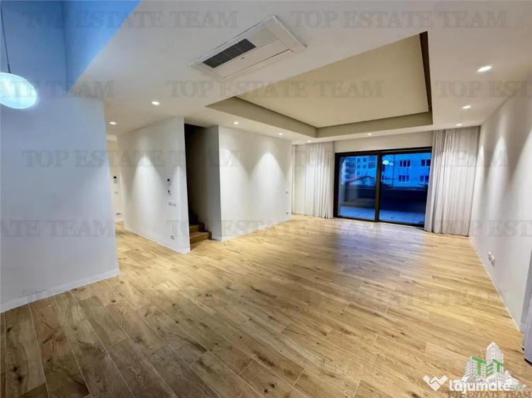 Apartament cu 4 camere decomandat în Eminescu