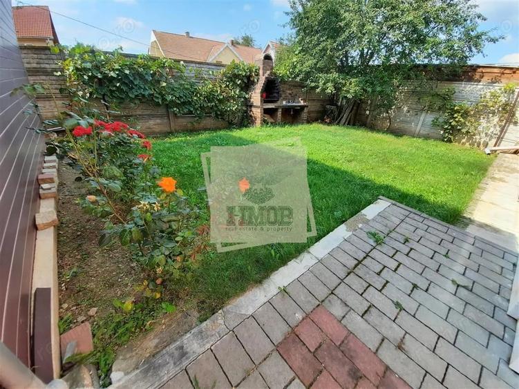 Casă cu 4 camere cu Teren 380 Mp în Central