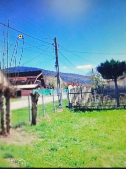 Teren intre case, nu pe camp, intravilan CF. Cu certificat urbanism. - 4