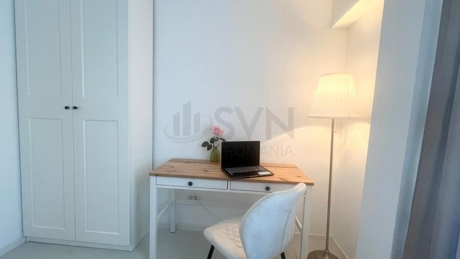 Apartament cu 3 camere semidecomandat, mobilat în Tineretului