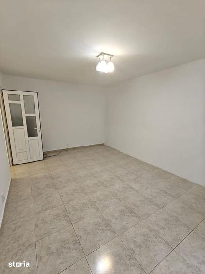 2 camere, metrou Valea Ialomi?ei , etj1/4 - 1