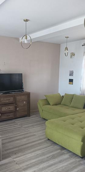 Casă cu 4 camere cu Teren 300 Mp în Olteni