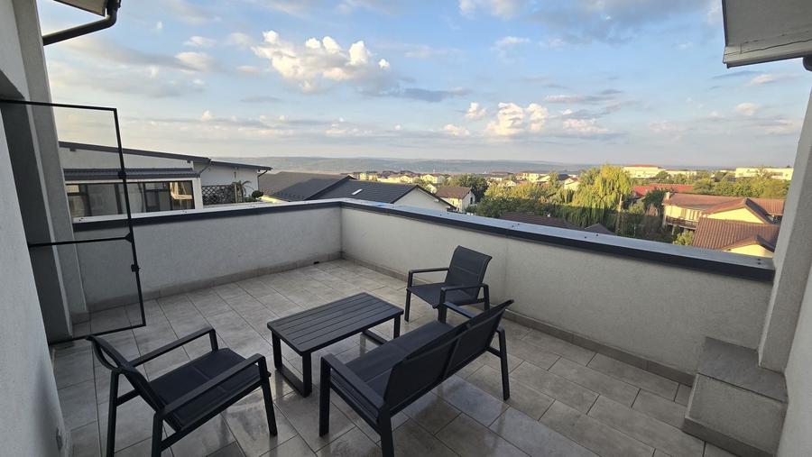Apartament cu 2 camere decomandat în Valea Lupului