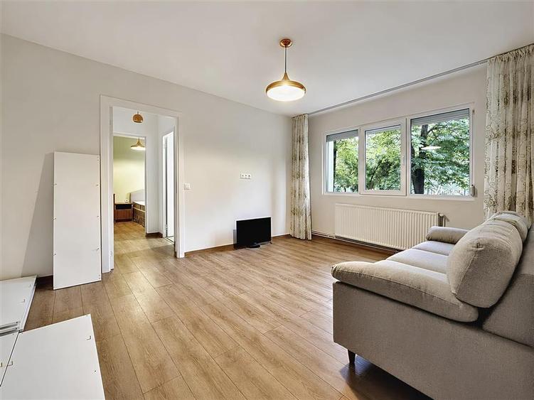 Apartament cu 2 camere si parcare zona Faget Garii - 2