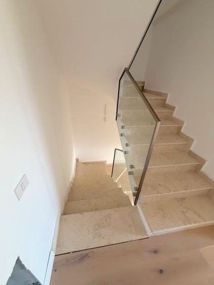 Duplex cu 4 camere cu Canalizare în Chitila