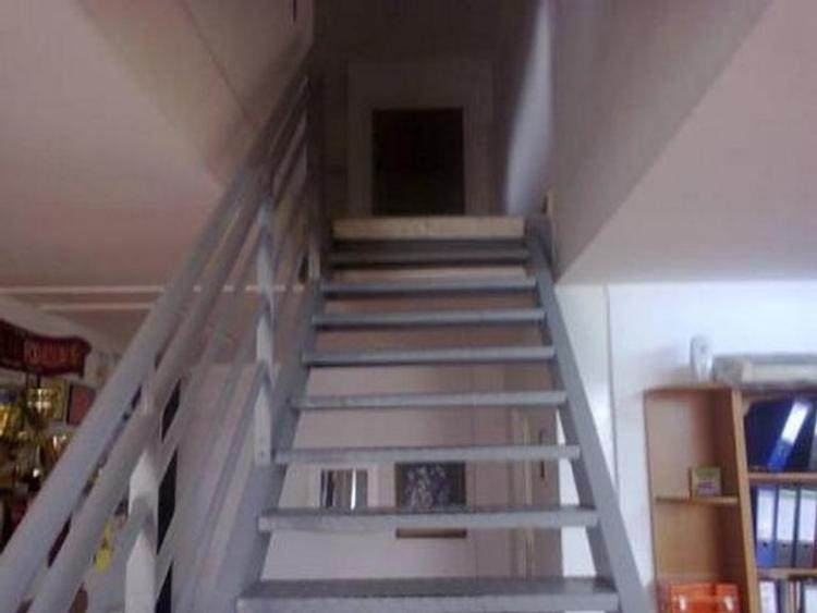 Spațiu comercial, de 1,000 mp, în Buziașului
