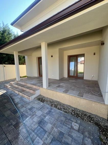 Duplex cu 4 camere cu Canalizare în Vladimirescu