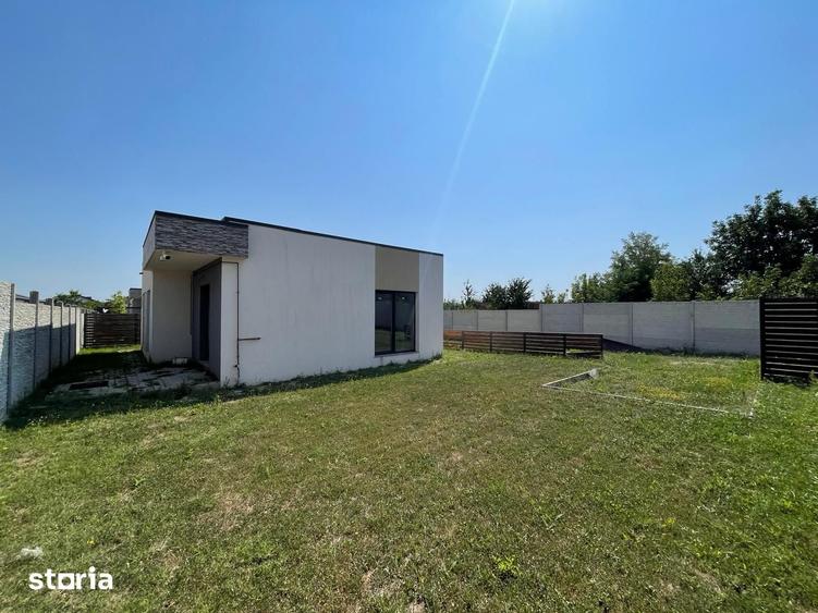 Casă cu 3 camere cu Teren 284 Mp în Berceni