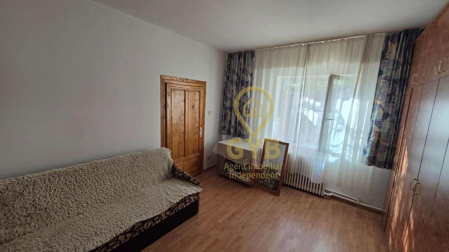 Casă cu 2 camere cu Canalizare în Ultracentral