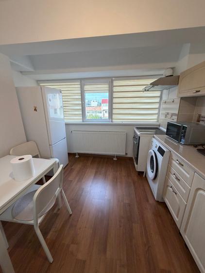 Apartament cu 2 camere decomandat în Călărași
