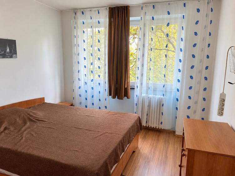 Apartament cu 2 camere semidecomandat în Vatra Luminoasă