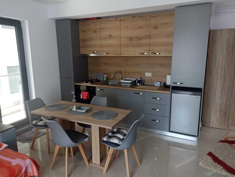 Apartament decomandat în Nord