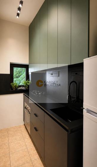 Apartament cu 2 camere decomandat, mobilat în P-ța Sfinții Voievozi