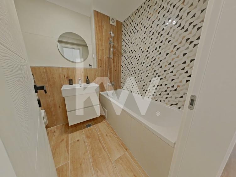 Apartament cu 3 camere decomandat, mobilat în Tractorul
