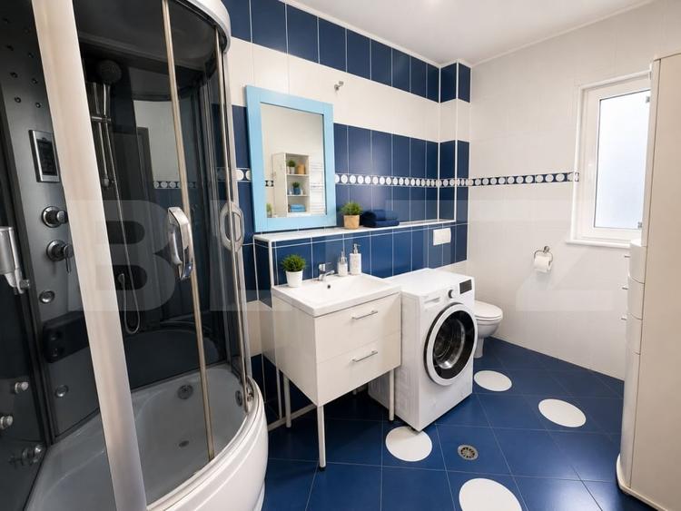 Casă individuală cu 8 camere cu Garaj în Tureni