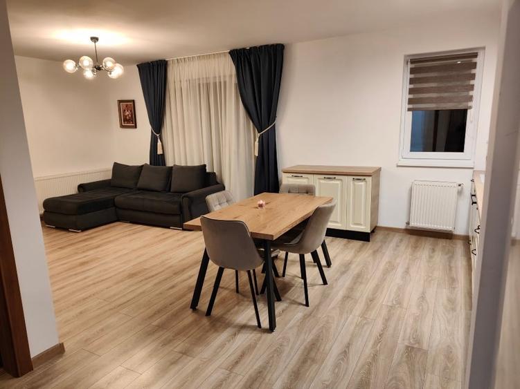 Apartament cu 2 camere semidecomandat, mobilat în Lazaret