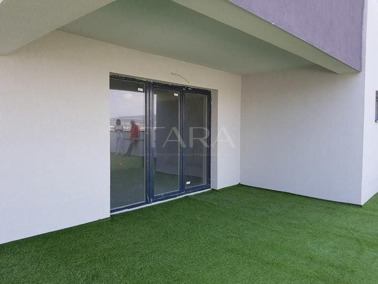 Penthouse exclusivist, terasă de 104 mp, 2 parcări subterane. - 1