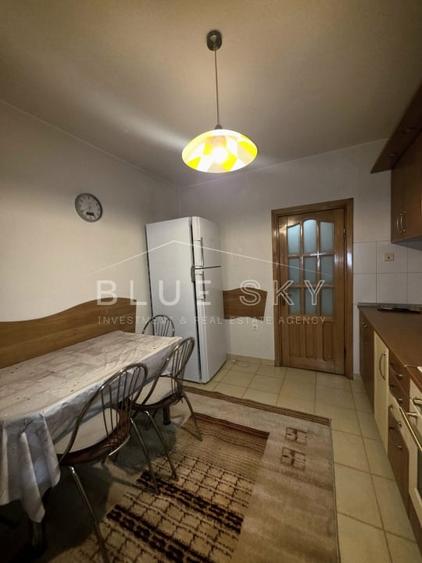 Apartament cu 3 camere decomandat, mobilat în Gara