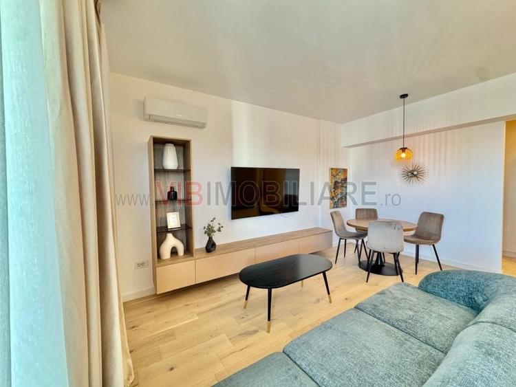 Apartament cu 3 camere decomandat în Băneasa