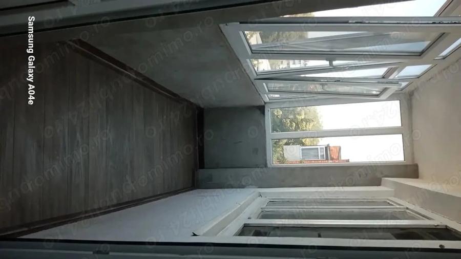 Apartament cu 3 camere decomandat în Micro 38