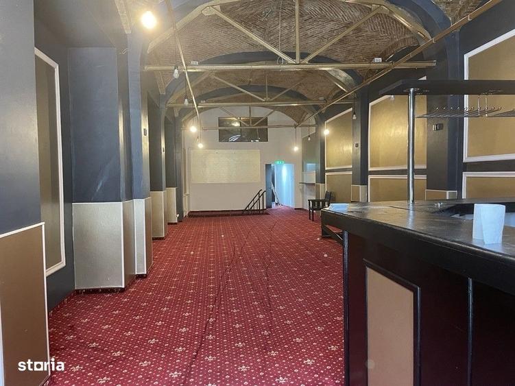 Spațiu comercial, de 198 mp, în Centrul Istoric