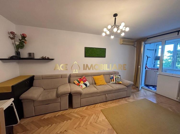 Apartament cu 3 camere decomandat, mobilat în Drumul Taberei