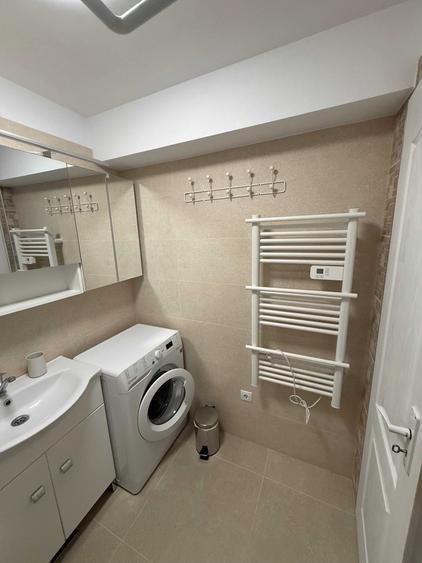 Apartament cu 2 camere semidecomandat în Dacia