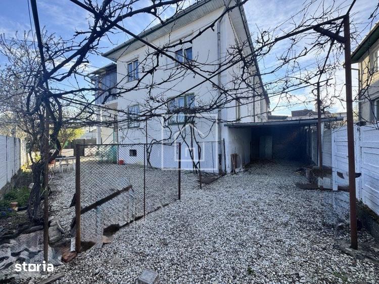 Casă cu 4 camere cu Teren 198 Mp în Valea Aurie