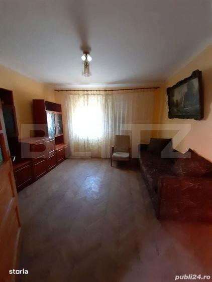 Casă cu 4 camere cu Teren 1060 Mp în Central