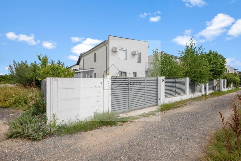 Vila PREMIUM de vanzare in Tunari - langa Biserica I COMISION 0% - 29