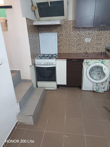 Garsonieră decomandată în Colentina