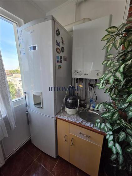 Apartament cu 2 camere semidecomandat în Micro 14