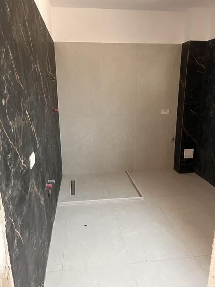 Casă cu 4 camere cu Teren 250 Mp în Central
