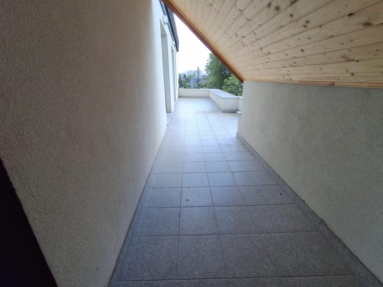 Apartament cu 3 camere decomandat în Bucur Obor