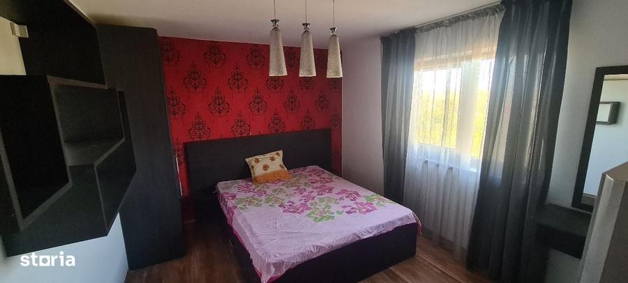 Casă cu 4 camere în Ghercești