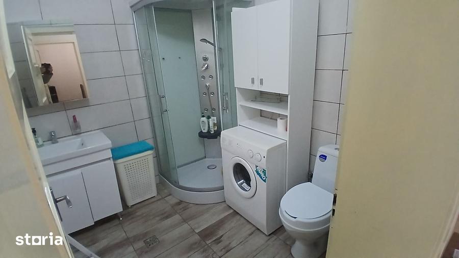 Comision 0% - Apartament cu 4 camere, la casa - 2